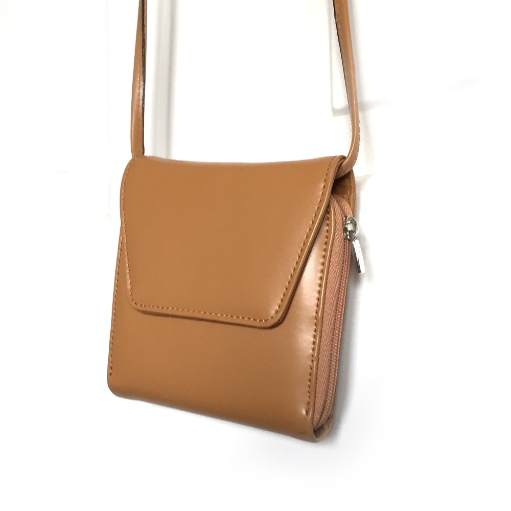 Cute Camel Crossbody